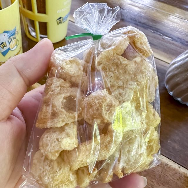 บะหมี่น้ำกุ้ง เจ้าอร่อยย่านบางเหนียว ภูเก็ต