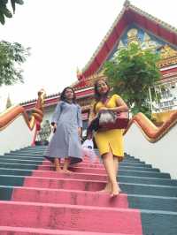 วัดเขาเกาะสิเหล่ พระธาตุอินแขวน