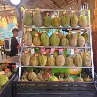 Eat- Eat Durian @ DurianBB Park, Imbi KL