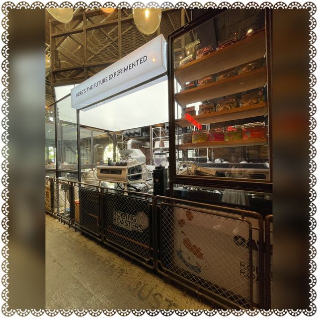 （泰國/曼谷）工業風特色咖啡廳-Rolling Roasters