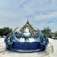 วัดร่องเสือเต้น (Blue Temple)