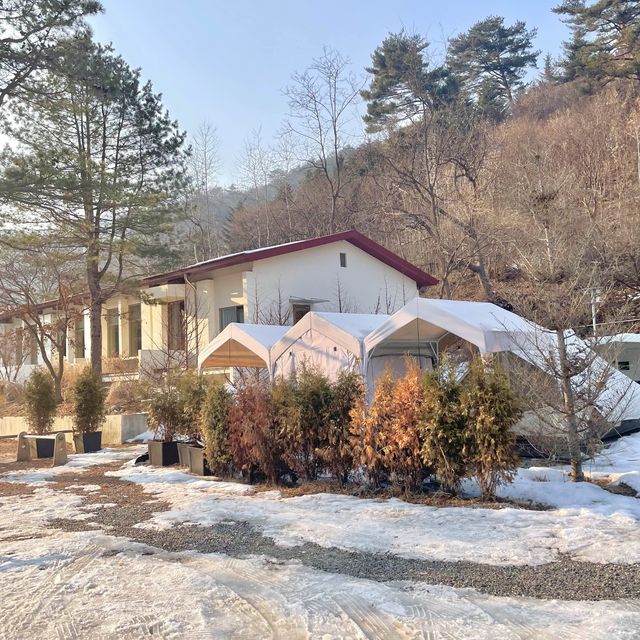 폐분교를 리모델링한 감성 가득 “오월학교”🏫