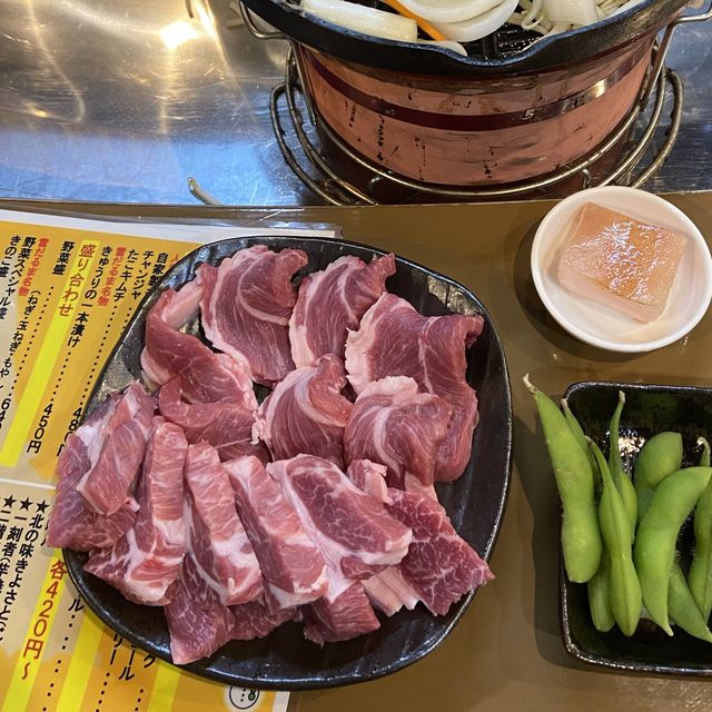【北海道グルメ】生ラムを七輪で焼くジンギスカン専門店🐏✨