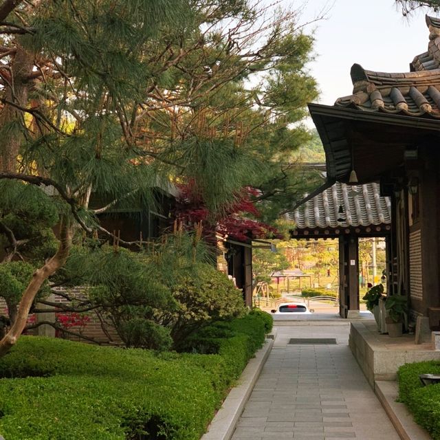 500년된 고택의 궁중 요리, 수서 필경재