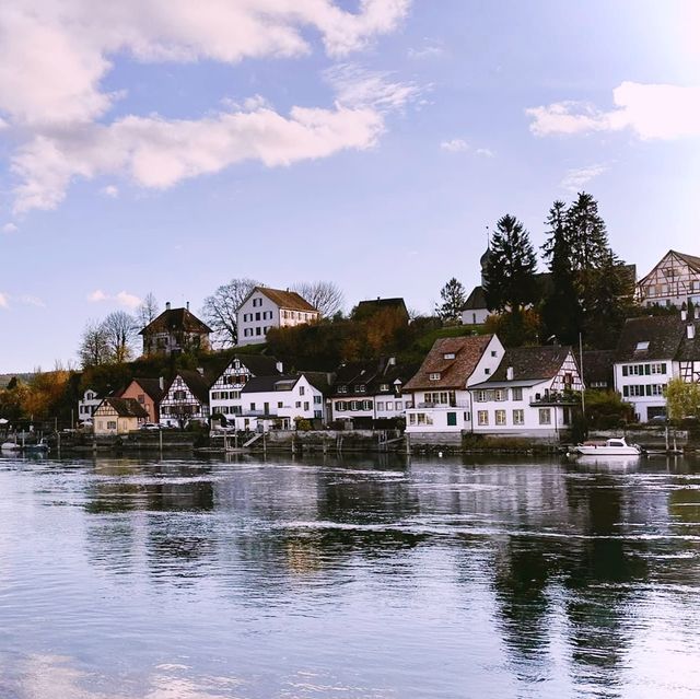 strolling around Stein am Rhein in Autumn 