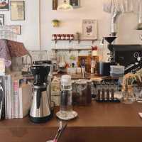 【釜山隱藏寶藏】Dip Slow Coffeebar：高品質咖啡，舒適環境，適合咖啡愛好者和甜點迷
