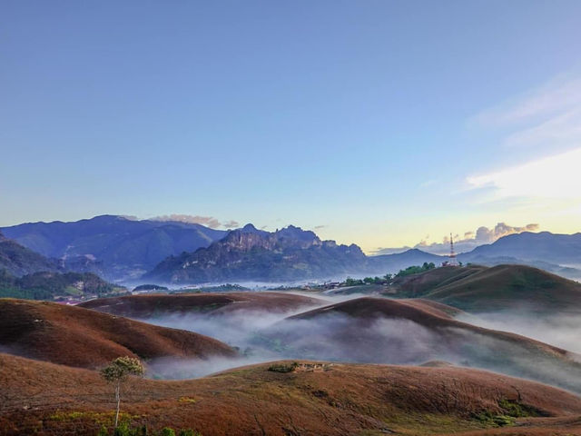 ภูหัวโล้น ⛰️ 🚩 ประเทศลาว 🇱🇦
