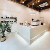 「HOP Coffee Bar」- 美味咖啡和甜點，絕對值得推薦