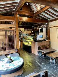 仁寺洞の路地裏、耕仁美術館に併設「伝統茶院」