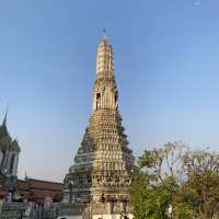 นั่งเรือชมบรรยากาศที่วัดอรุณฯ