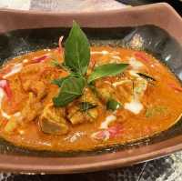 ร้านอาหารไทยต้นตำรับ Basil 