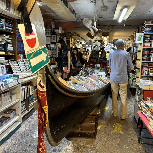 Unique bookstore in Venice, Italy 