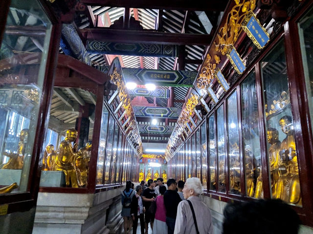 Guiyuan Temple