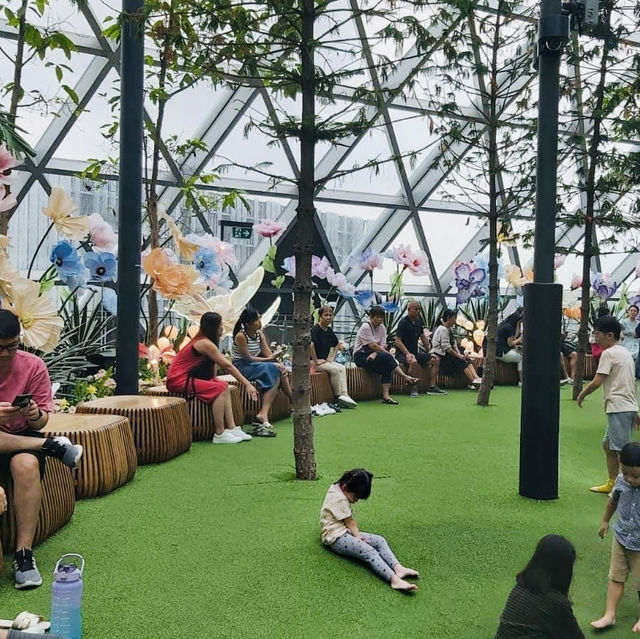 Jewel Blooms at Jewel Canopy Park