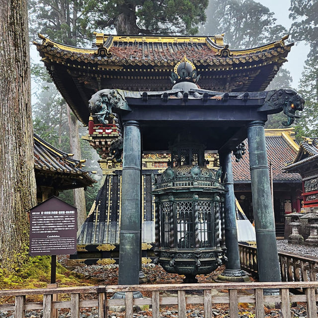 Gilded Grandeur: Nikkō Tōshō-gū Shrine Awe-Inspires!