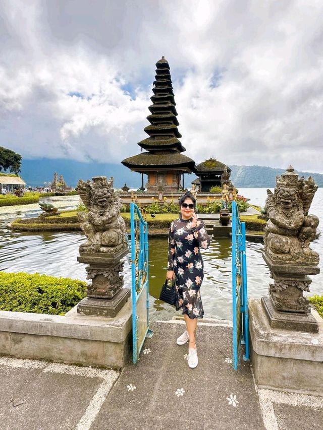 Discovering the Magic of Ulun Danu Beratan Temple 