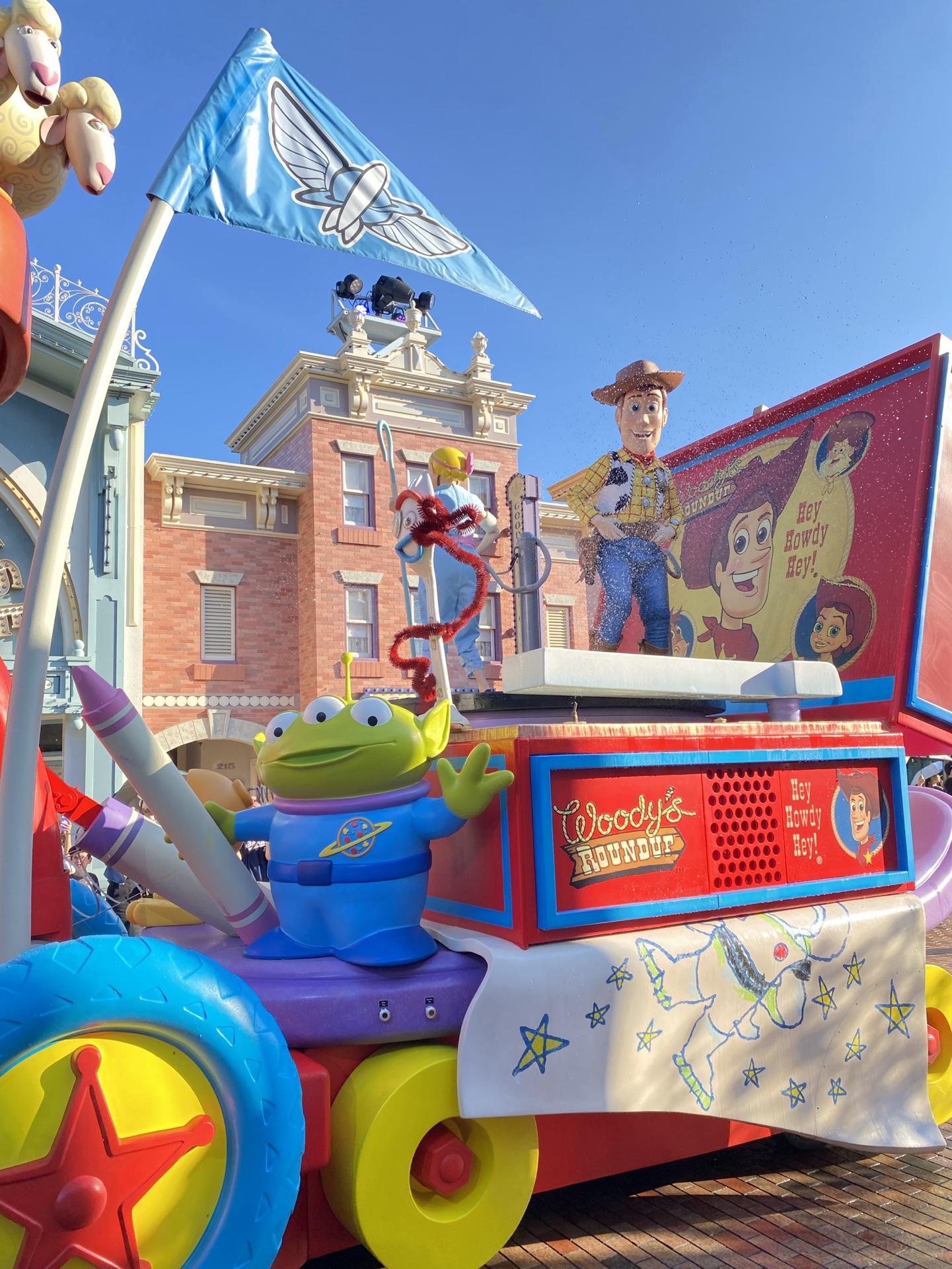 Disney - 香港ディズニー マラソン ピクサー LE ピンバッジセット♡ 1139882057.jpg?1612842241