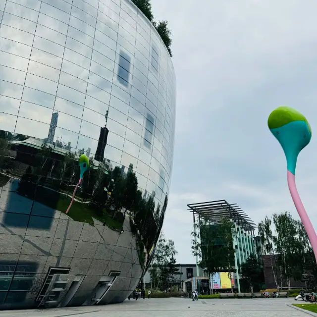 สถานที่ที่ต้องไปเยือนในรอตเตอร์ดัม