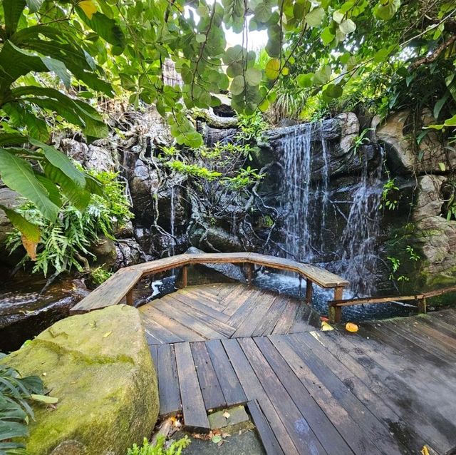 บ้านสวนสาทร คราฟแอนด์คาเฟ่