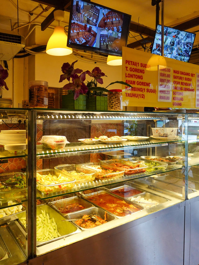 Skip Village Park Nasi Lemak & try this instead