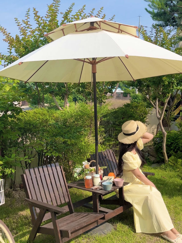 자연적인 분위기 무척이나 아름다운 정원공을 가진 숙소 론다애뜰 💕