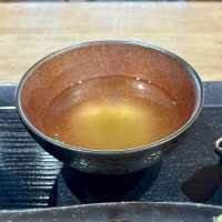 【北海道・新千歳空港】礼文島の新鮮な海産物を丼で味わえる「島の人 新千歳空港ゲートラウンジ店」