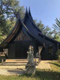 Black Temple in Chiang Rai was an Interesting Experience 🇹🇭
