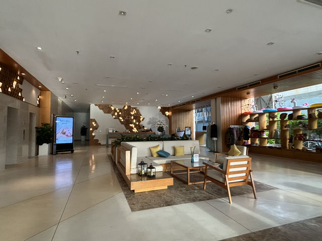 ［TMS Hotel Da Nang Beach］超美無邊際泳池，房間舒適，出色自助早餐，值得入住的峴港海邊酒店🏝️