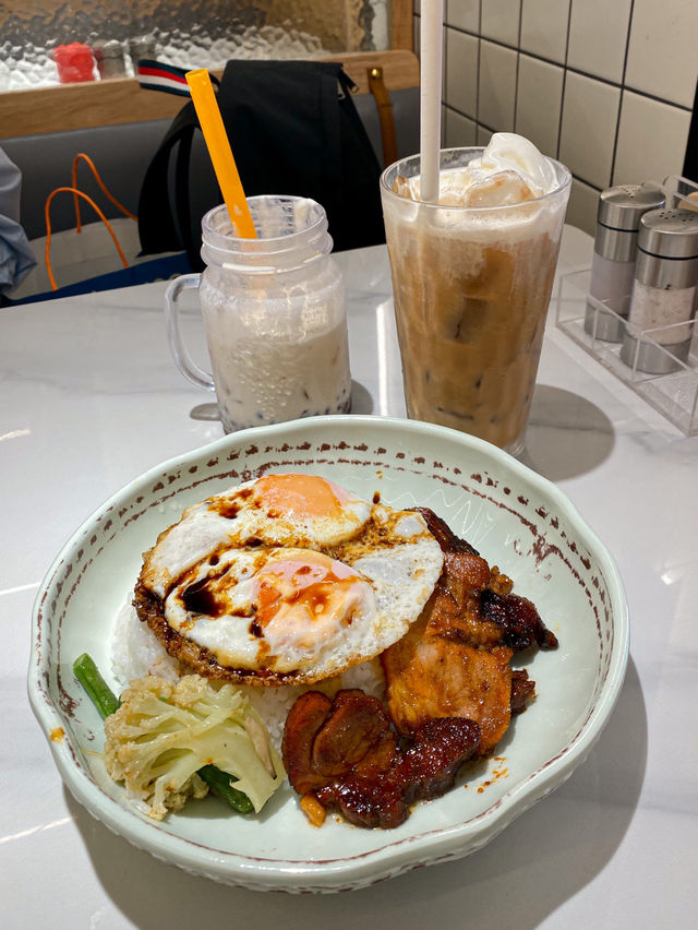 One of The Best Milk Tea with Ice Cream in Hong Kong 🇭🇰