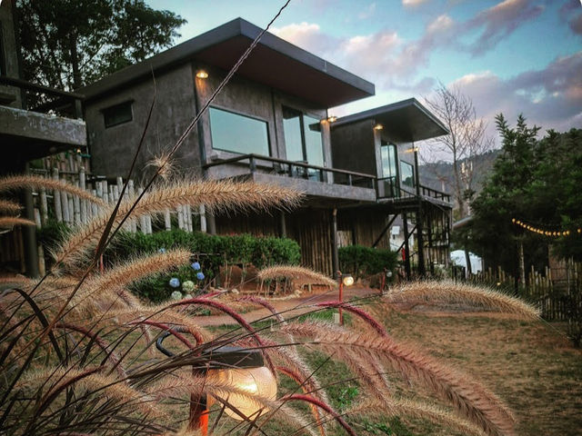 📍 บ้านต้นค้อรีสอร์ท
