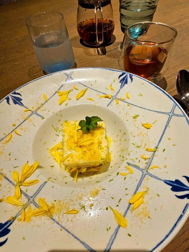 【宮古島】有名シェフのお料理を絶景を見ながら味わう