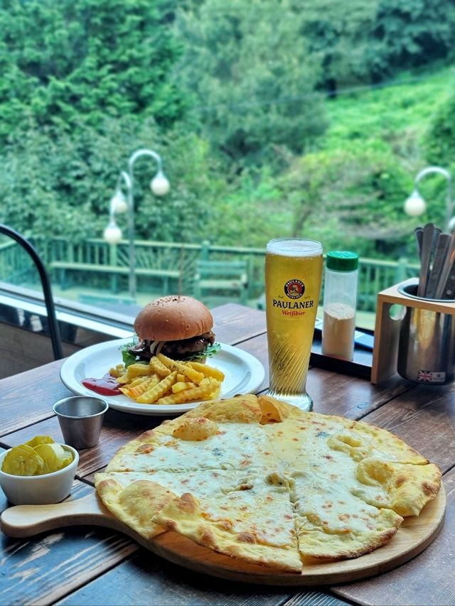 수제버거와 화덕피자가 맛있는 독일마을맛집🍕🍔