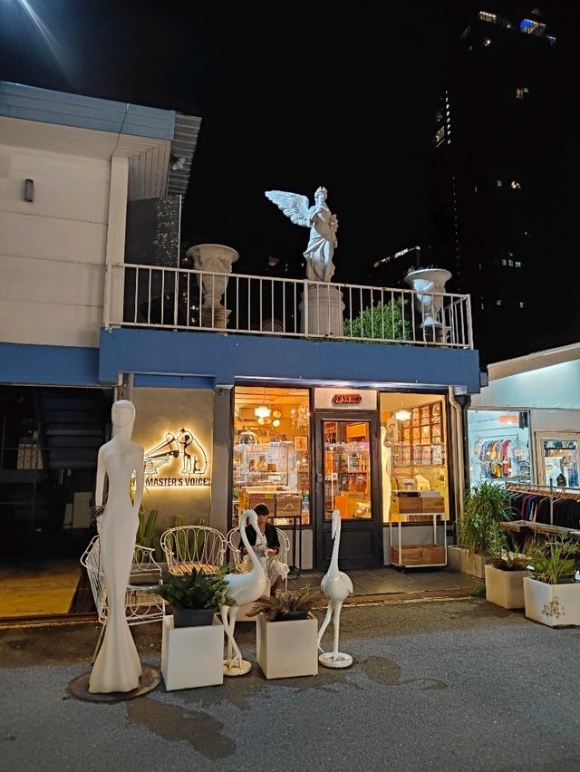 ที่กินเที่ยวยามค่ำคืน