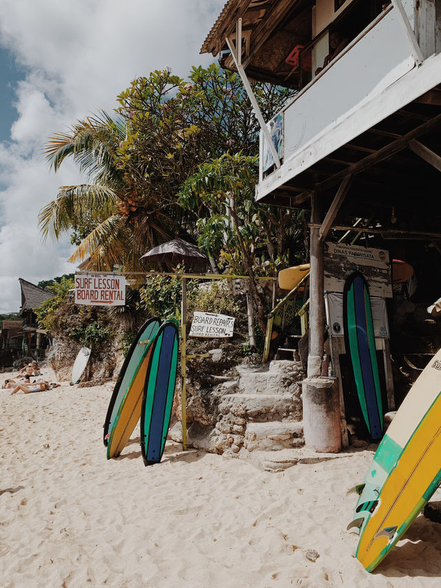 Discovering Uluwatu: A Perfect Day of Surf and Sunset Bliss