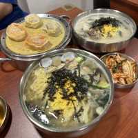 人氣特色韓料．韓式刀削湯麵