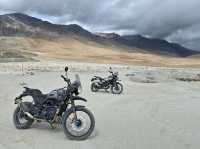 ทะเลสาบน้ำเค็มที่อยู่สูงที่สุด | Pangong Lake