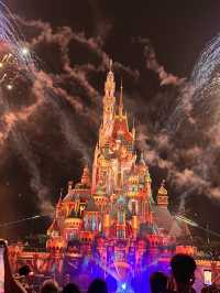 มาดูพลุที่ Hongkong Disneyland กันค่าาา