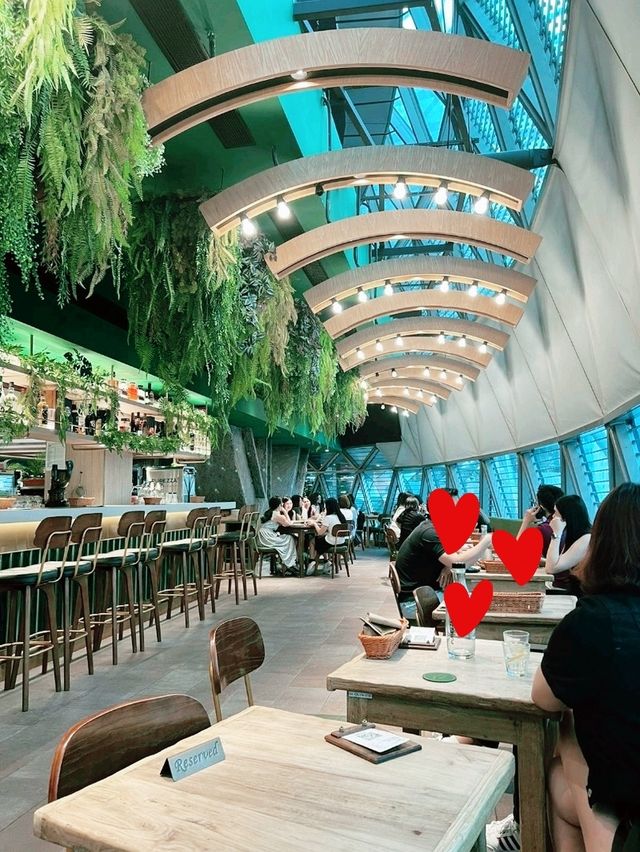 Surrey hills grocery at Ion Orchard
