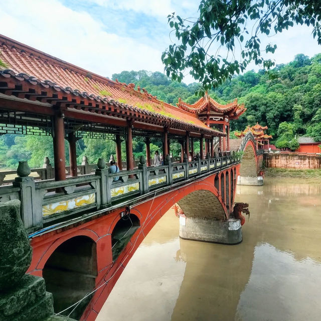 Awe-Inspiring Majesty: The Leshan Giant Buddha Experience