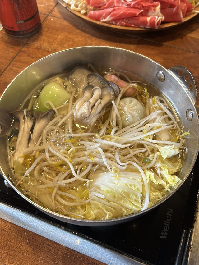 겨울에 가기 좋은 샤브샤브 맛집 “모모식탁”💛