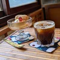 小巷中的小巷、老宅中的一戶，很有味道的：巧閣樓珈琲店小さなロフト