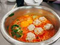 朱拉隆功美食街的美味探險：Jae Oh 冬陰媽媽🍜🌶️