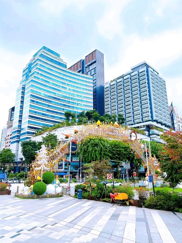 Christmas Vibe in Orchard Road