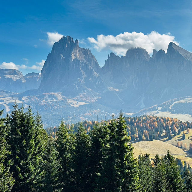 DOLOMITES in AUTUMN 