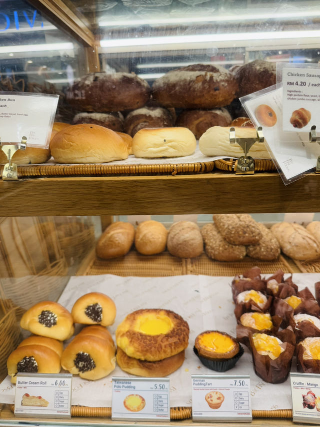 Heavenly Aromas and Sweet Bites: Discovering Bangsar’s Bakery