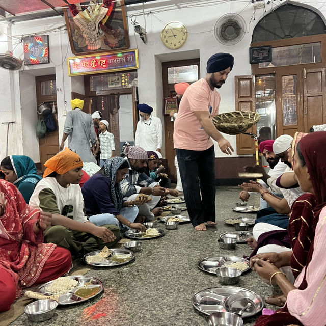 パキスタン国境付近の街、アムリトサル