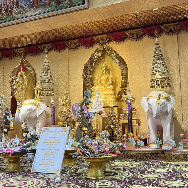 💫วัดพระธาตุผาซ่อนแก้ว✨