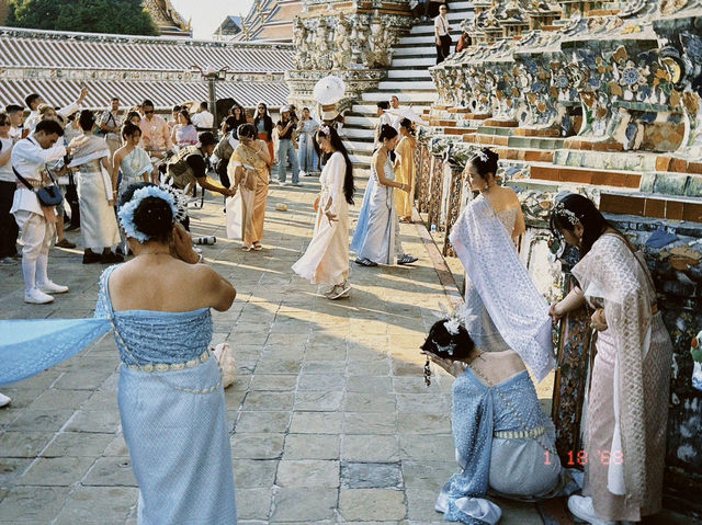 บรรยายการยามเย็นวัดอรุณฯ ( Wat Arun )