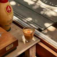 Ellen Cafe House 