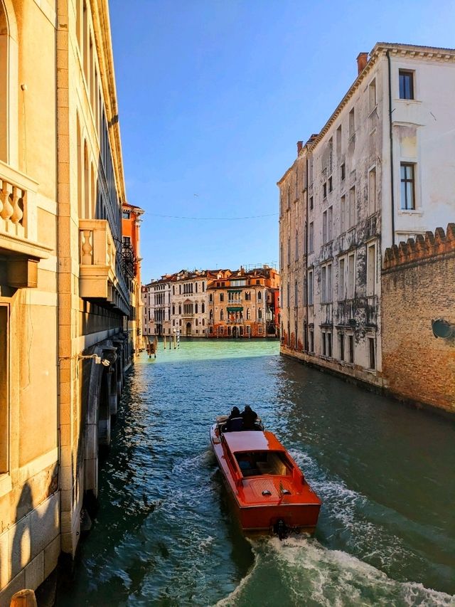 Venice - The Canal Maze